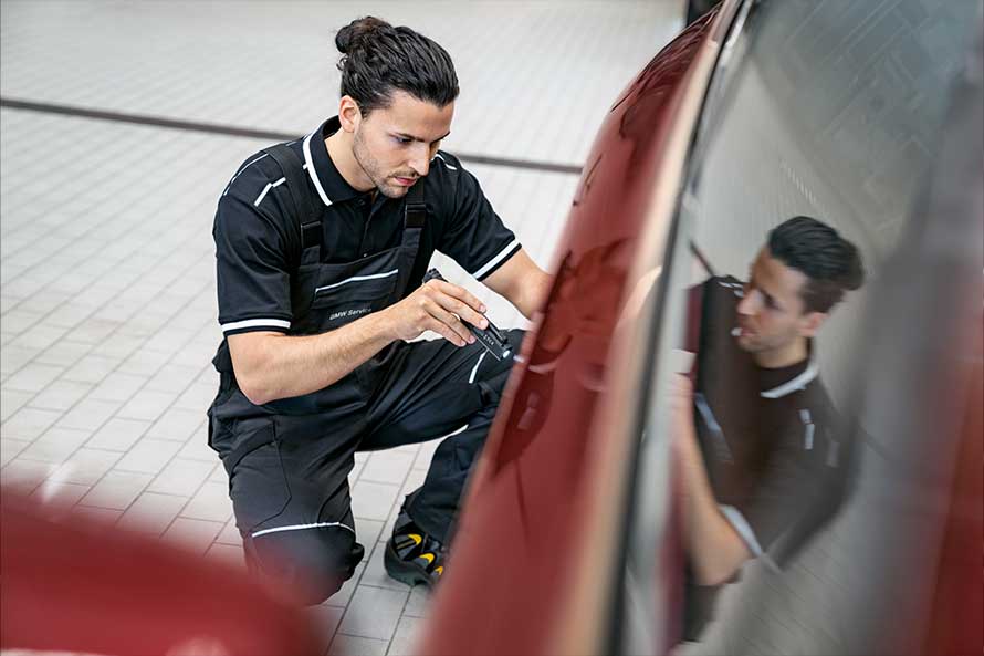 BMW Service Inclusive.